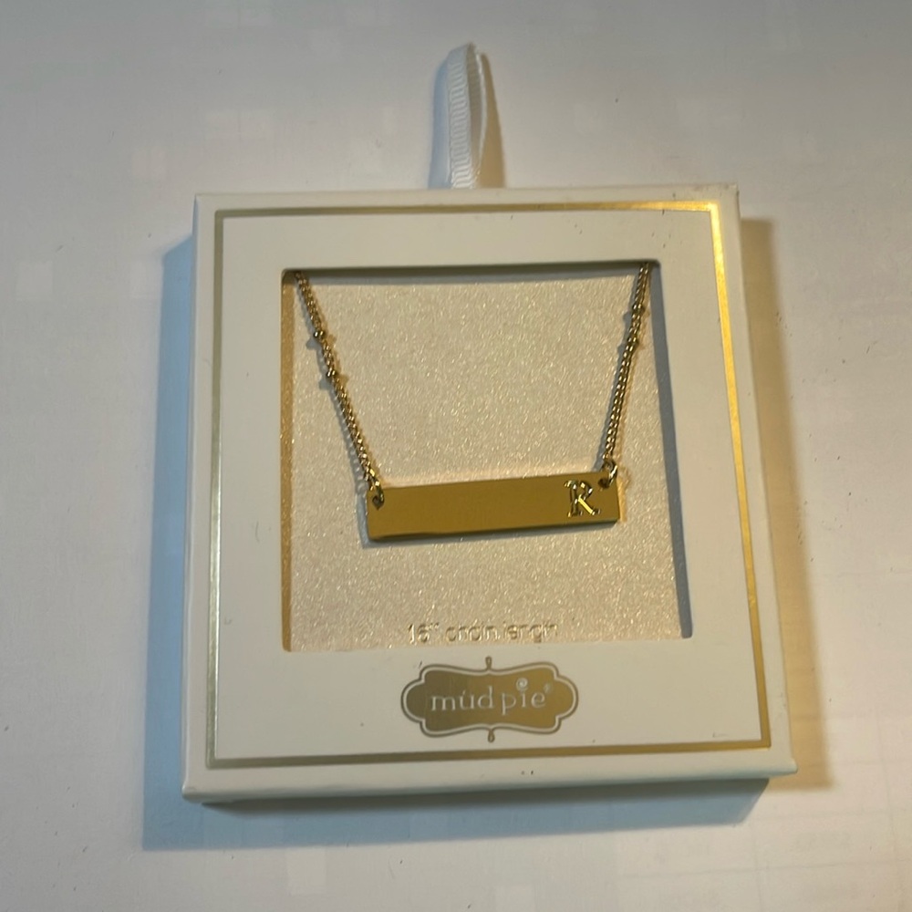 Initial “R” gold bar necklace by mudpie